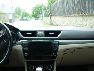 Skoda Superb foto 6