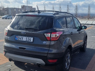 Ford Escape foto 6