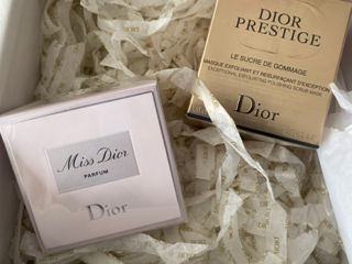 Parfum Miss Dior si masca Gommage Dior Prestige