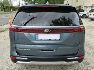 KIA Carnival foto 5