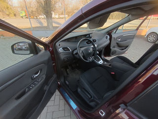 Renault Grand Scenic foto 6