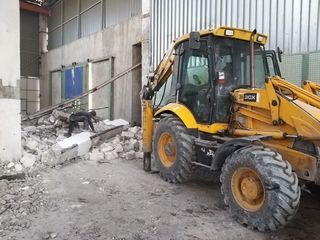 Buldoexcavator cu ciocan hidraulic!!! foto 2