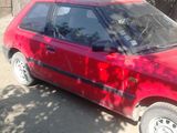 Mazda 323 foto 1