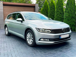 Volkswagen Passat foto 1