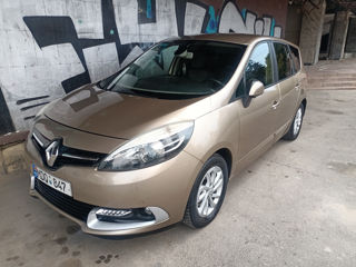 Renault Grand Scenic foto 10