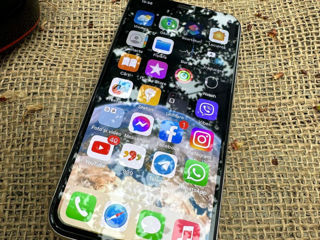 iPhone X