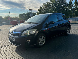 Toyota Auris foto 1