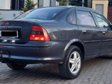 Opel Vectra foto 4