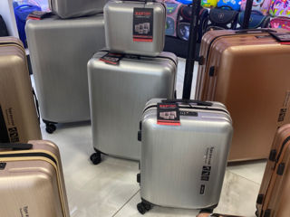 Новый приход облегченных чемоданов от фирмы Pigeon! foto 12
