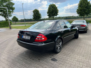 Mercedes E-Class foto 6