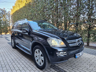 Mercedes GL-Class foto 2