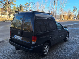 Volkswagen Caddy foto 2