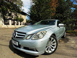 Mercedes E-Class Coupe foto 8