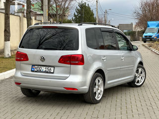 Volkswagen Touran foto 6