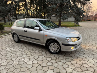 Nissan Almera foto 4