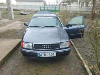 Audi 100