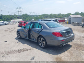 Mercedes E-Class foto 4