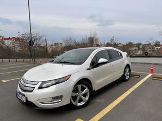 Chevrolet Volt фото 1