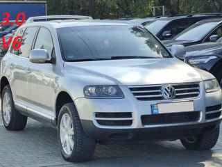 Volkswagen Touareg foto 2