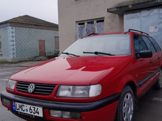 Volkswagen Passat foto 3