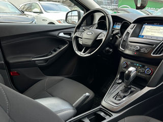 Ford Focus foto 16