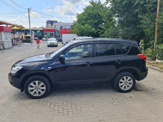 Toyota Rav 4 foto 8