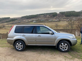 Nissan X-Trail foto 4