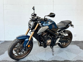 Honda CB650R foto 4