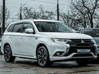 Mitsubishi Outlander foto 1