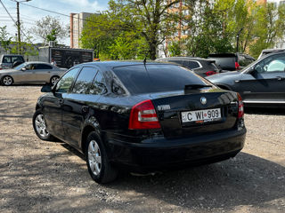 Skoda Octavia foto 3