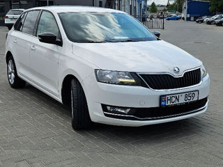 Skoda Rapid foto 1