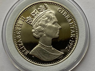 35 ECUs / 25 Pounds - Elizabeth II