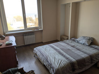 Apartament cu 3 camere, 90 m², Botanica, Chișinău foto 4