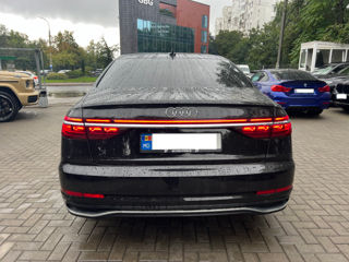 Audi A8 foto 5