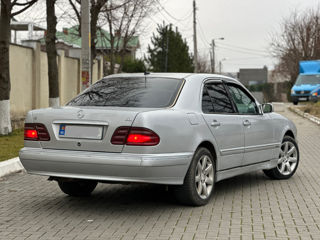 Mercedes E-Class foto 6