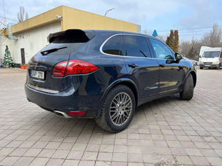 Porsche Cayenne foto 2