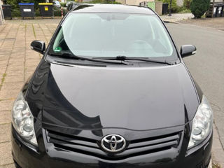 Toyota Auris foto 1