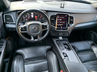 Volvo XC90 foto 9