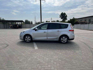 Renault Grand Scenic foto 3