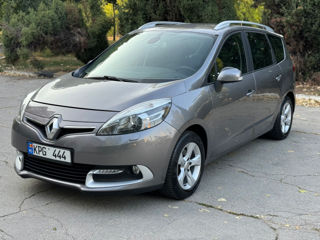 Renault Grand Scenic foto 1