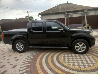 Nissan Navara foto 2