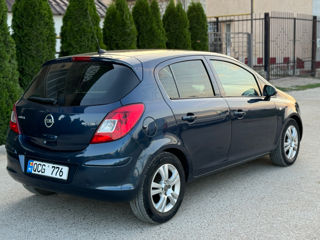 Opel Corsa foto 2