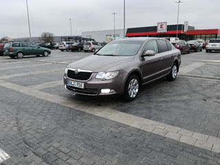 Skoda Superb foto 3