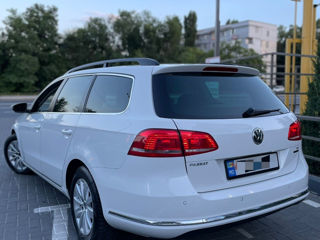 Volkswagen Passat foto 4