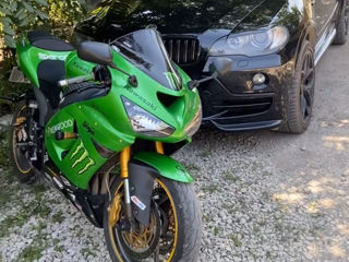 Kawasaki ZX6R foto 5