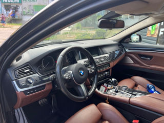 BMW 5 Series foto 3