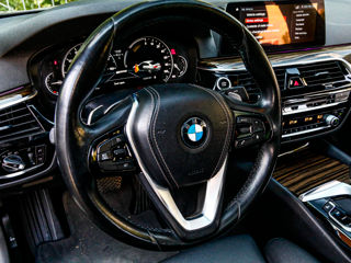 BMW 5 Series foto 6