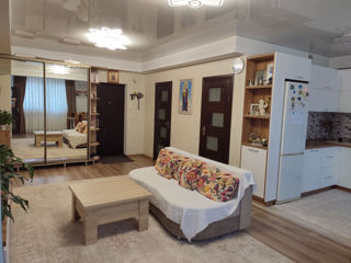 Apartament cu 2 camere, 70 m², Râșcani, Chișinău foto 2
