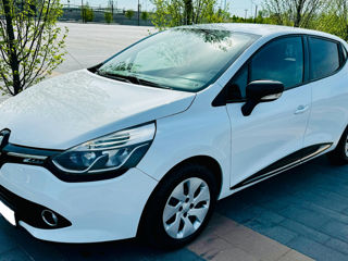 Renault Clio foto 1