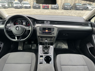 Volkswagen Passat foto 8